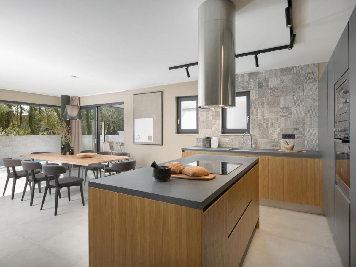 Villa Oliva By Interhome Pelegrin Extérieur photo